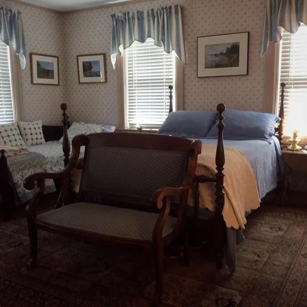 Clary Lake Bed and Breakfast - Guest Room image