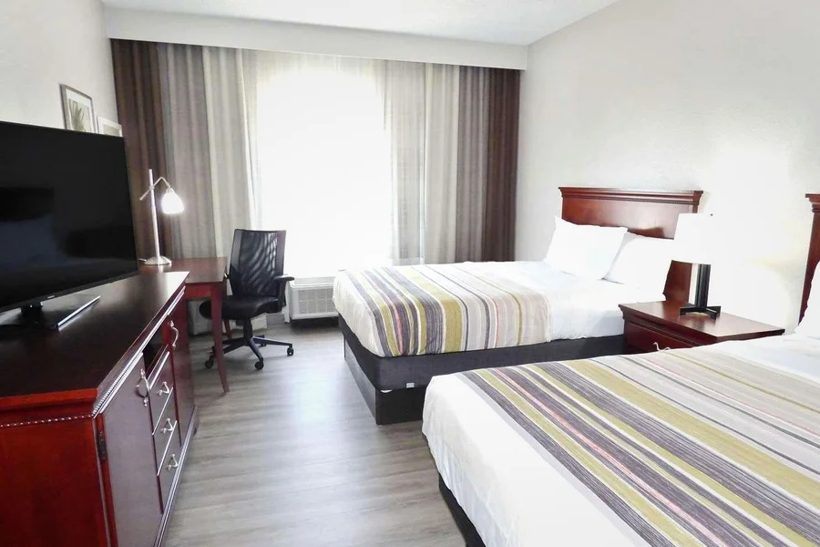 Country Inn & Suites by Radisson, Biloxi-Ocean Springs, MS - Guest Room image