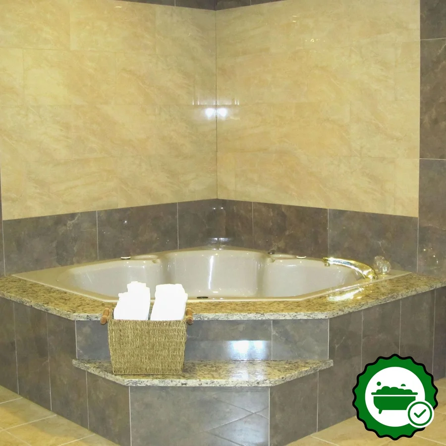 Baymont by Wyndham Tuscola - Verified Jacuzzi In-Room
