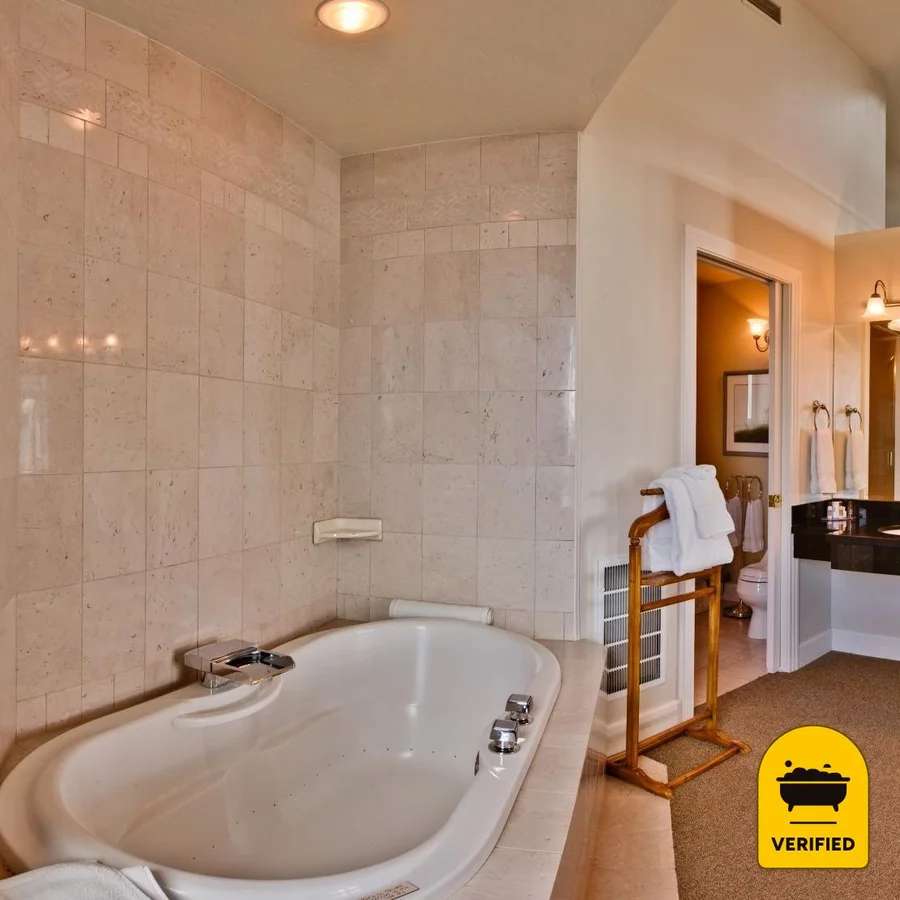 Hotel Bellwether: the Owners Suite with Air-Jetted Tub in Bellingham, WA