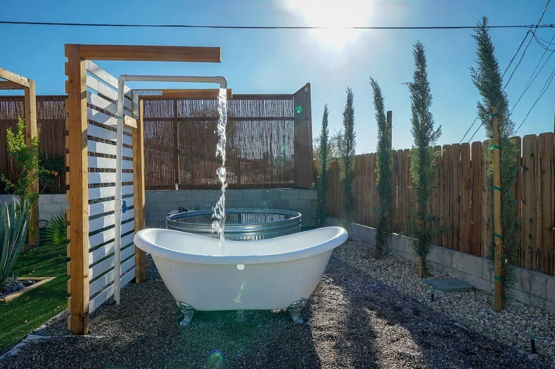 The O Spa - Featured hot tub