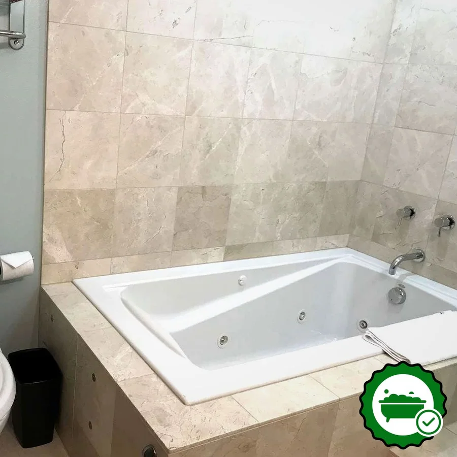 Best Western Plus Hood River Inn - Verified Jacuzzi In-Room