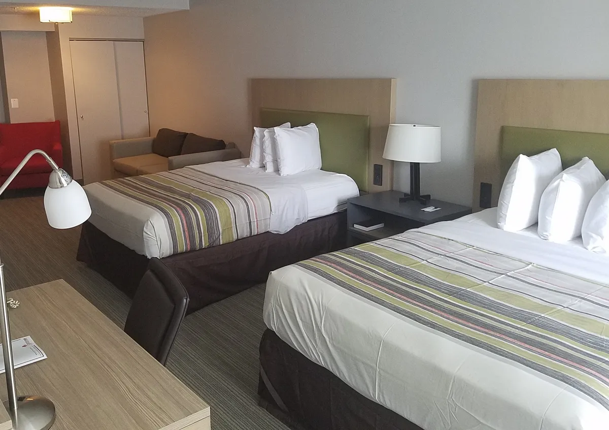 Country Inn & Suites by Radisson, Washington, D.C. East - Capitol Heights, MD - Guest Room image
