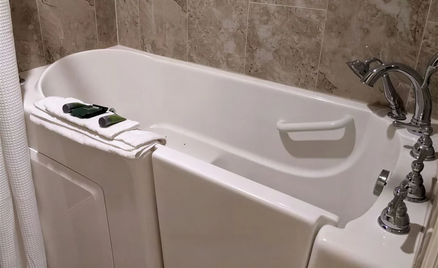 Annabell Gardens - Featured hot tub