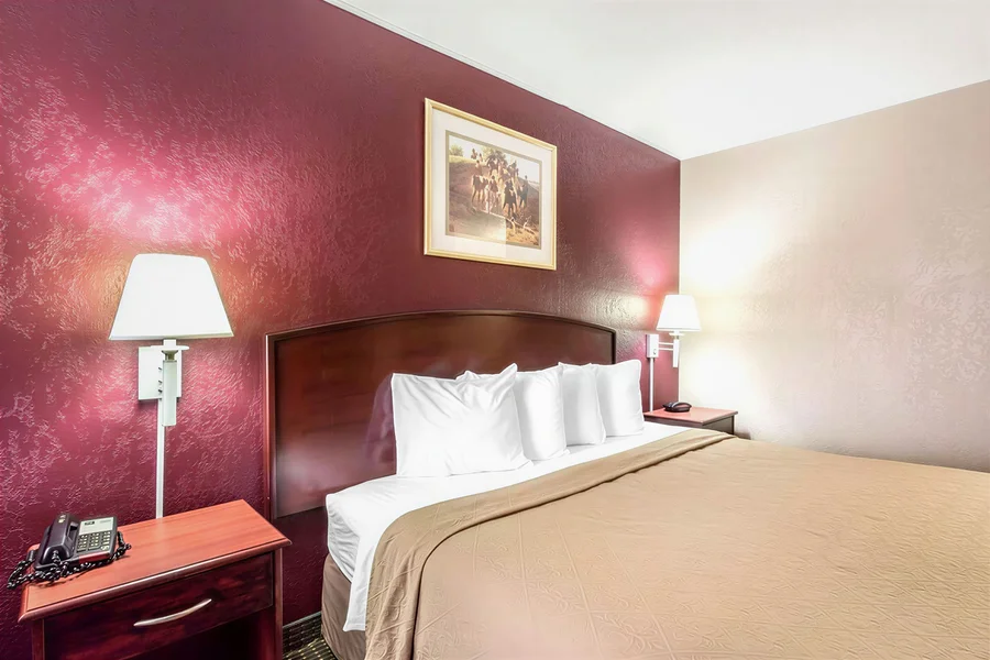 Quality Inn Tifton - Guest Room image
