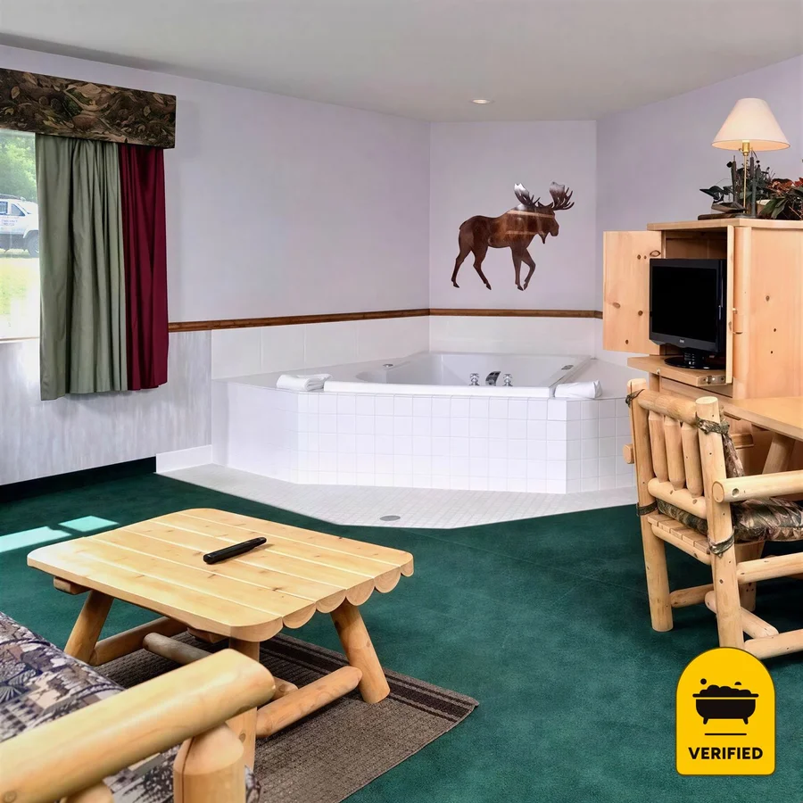 Northwoods Best Inn, the water at Chetek