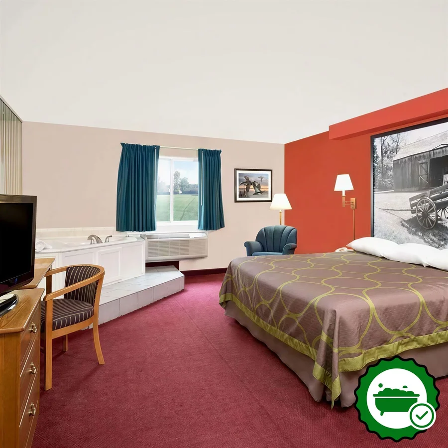 Super 8 By Wyndham Mound City - Verified Jacuzzi In-Room
