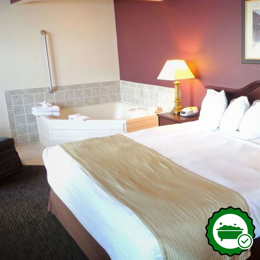 AmericInn by Wyndham Marshall - Verified Jacuzzi In-Room