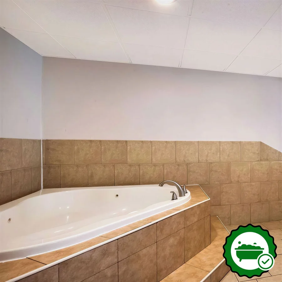 Best Western Bordentown Inn - Verified Jacuzzi In-Room