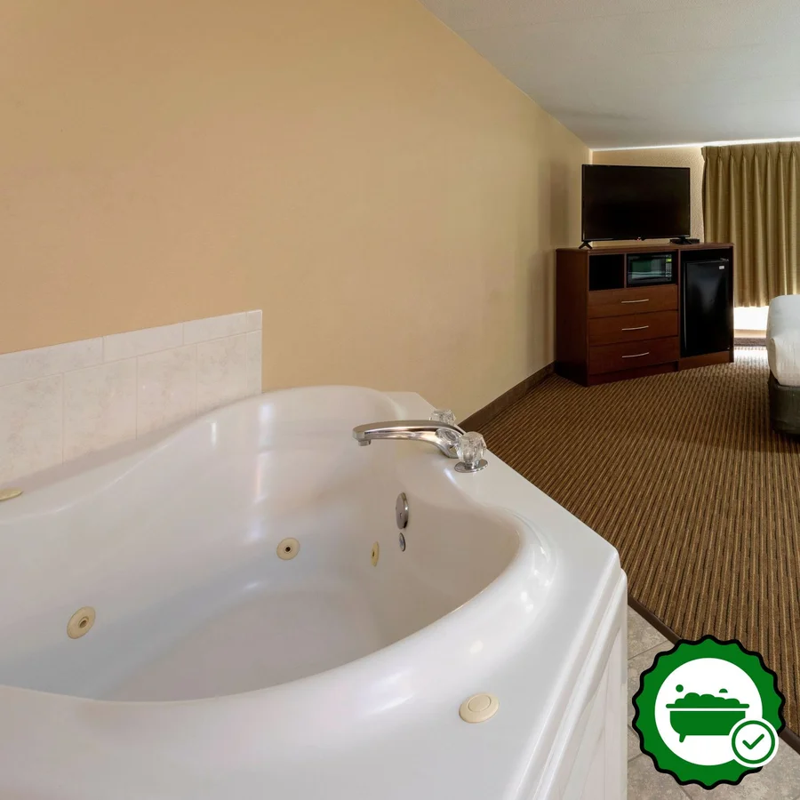 Med City Inn & Suites - Verified Jacuzzi In-Room