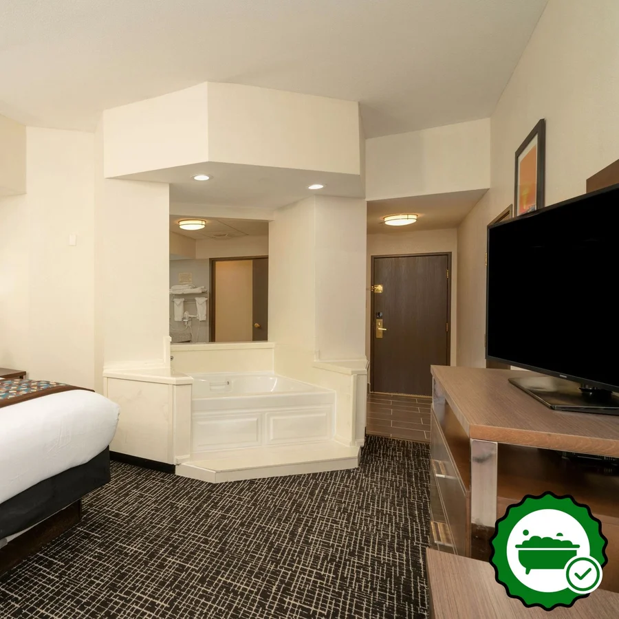Wingate by Wyndham Memphis East - Verified Jacuzzi In-Room