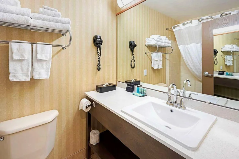 SureStay Plus By Best Western Enterprise - Featured hot tub