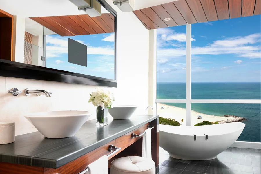 The Ritz - Carlton Bal Harbour, Miami - Featured hot tub