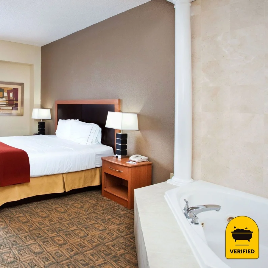 Holiday Inn Express & Suites Charlotte-concord-i-85 By IHG, the water