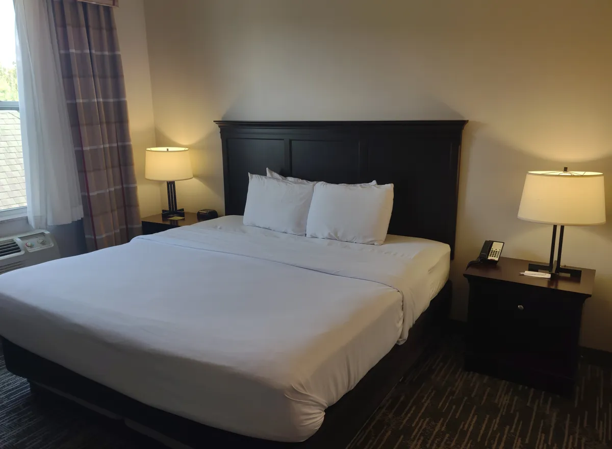 Country Inn & Suites by Radisson, Frackville (Pottsville), PA - Guest Room image