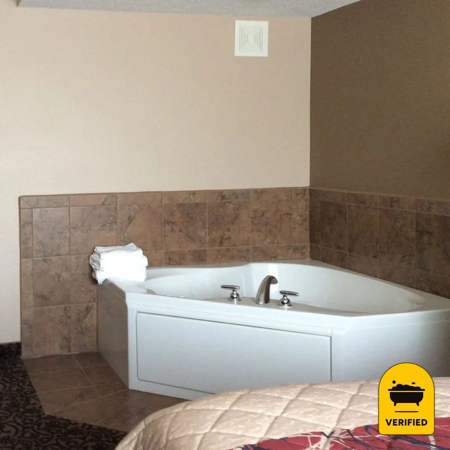 Canby Inn & Suites, the water at Canby