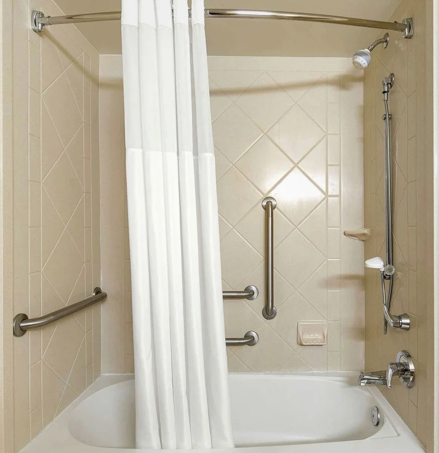 Hampton Inn & Suites North Conway - Featured hot tub