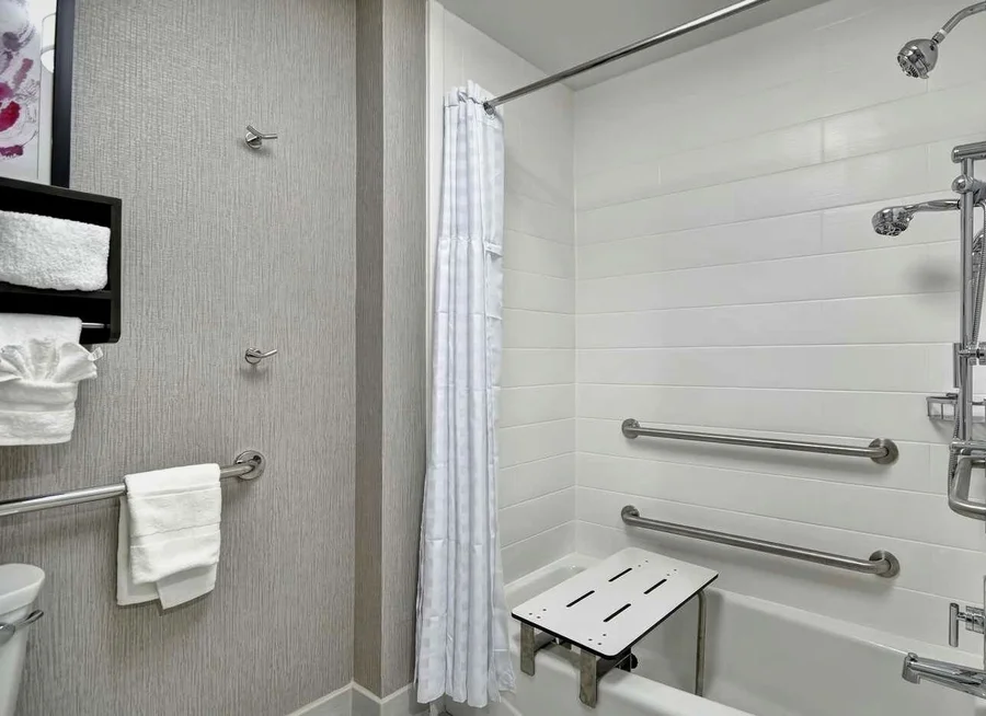 Homewood Suites by Hilton Tyler - Featured hot tub