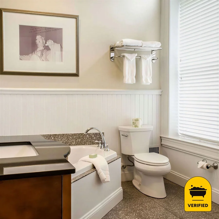 Federal Pointe Inn, the water at Gettysburg