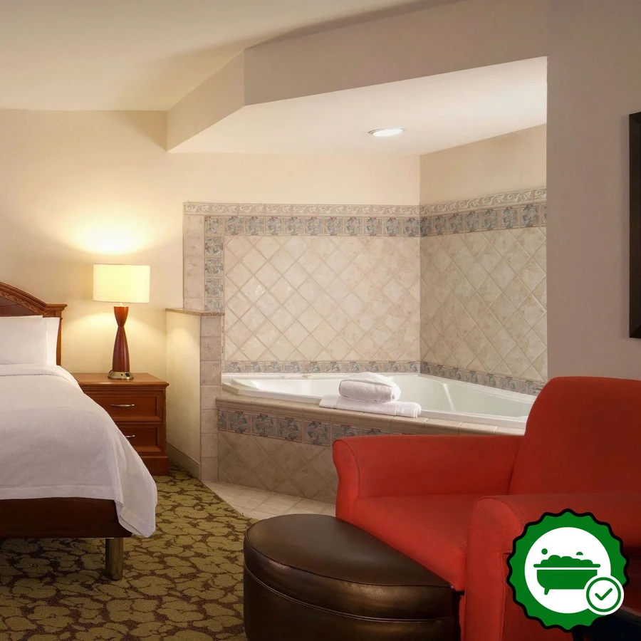 Hilton Garden Inn Virginia Beach Town Center - Verified Jacuzzi In-Room