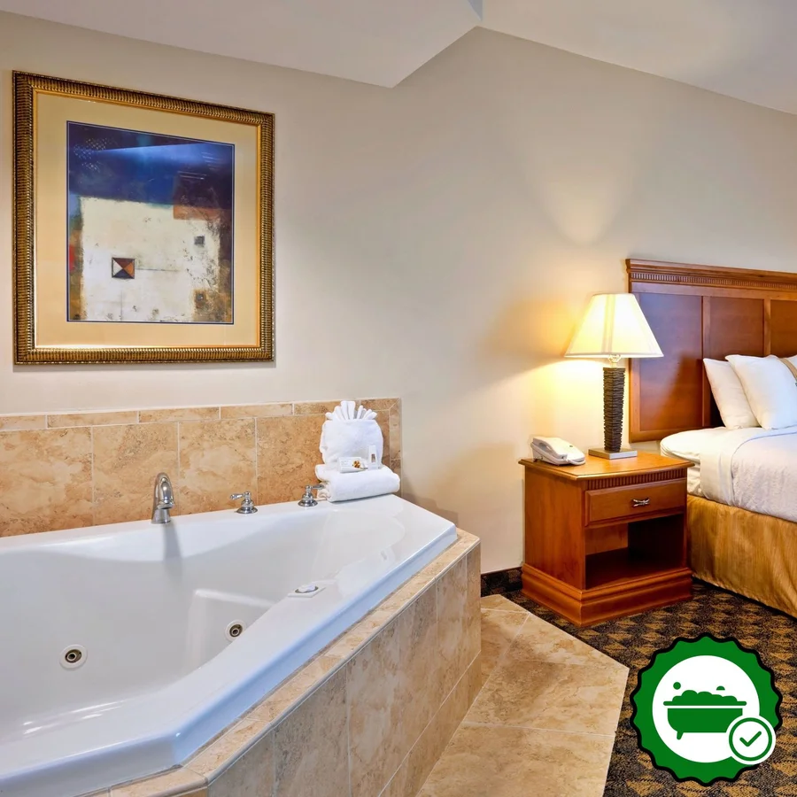 Holiday Inn Valdosta Conference Center By IHG - Verified Jacuzzi In-Room