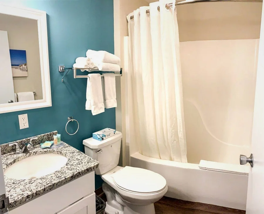 Riverview Resort - Featured hot tub