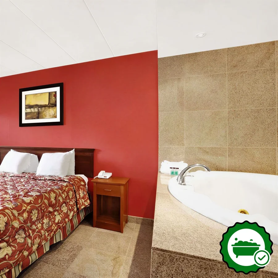 Ramada by Wyndham East Orange - Verified Jacuzzi In-Room