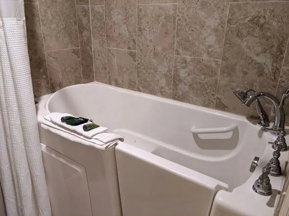 Annabell Gardens - Featured hot tub