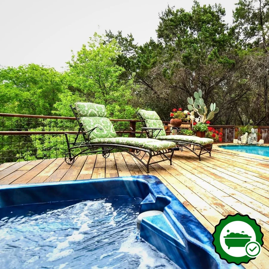 Casa del Sol Bed and Breakfast at Lake Travis - Verified Jacuzzi In-Room