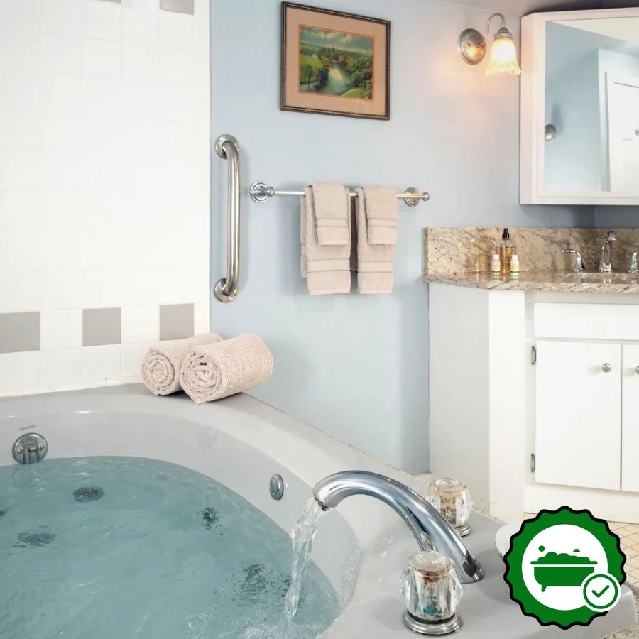 Prospect Hill Inn - Verified Jacuzzi In-Room