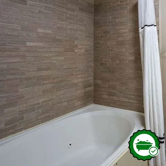 Lubbock Windsor Inn - Verified Jacuzzi In-Room