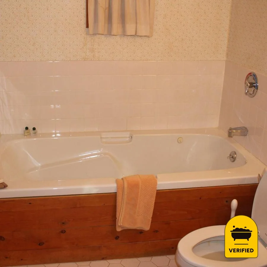Fox Creek Inn, the water at Chittenden