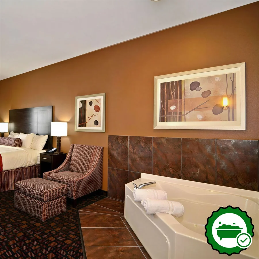 Best Western Plover-Stevens Point Hotel & Conference Ctr - Verified Jacuzzi In-Room