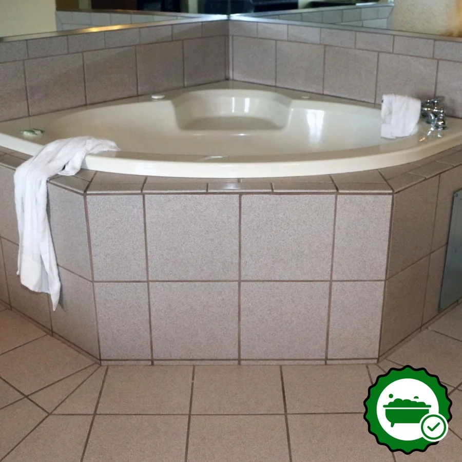 Spark By Hilton Panama City Beach - Verified Jacuzzi In-Room
