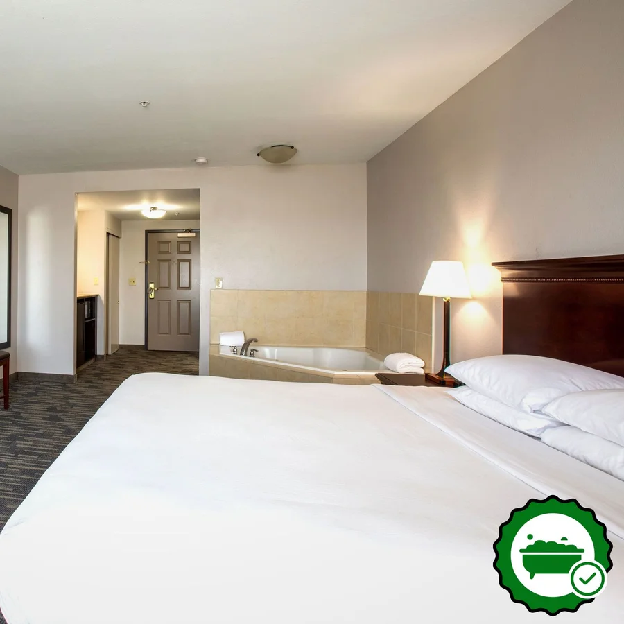 Country Inn & Suites by Radisson, Tucson City Center, AZ - Verified Jacuzzi In-Room