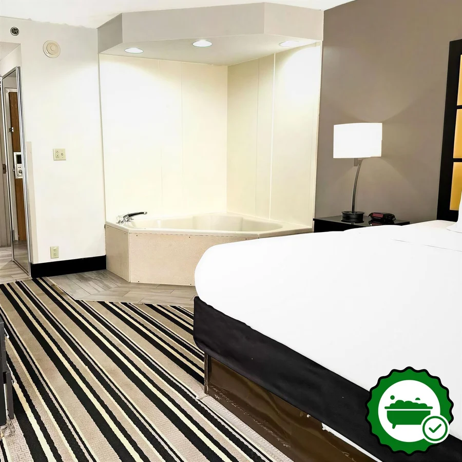 OYO Townhouse Jackson/Ridgeland - Verified Jacuzzi In-Room