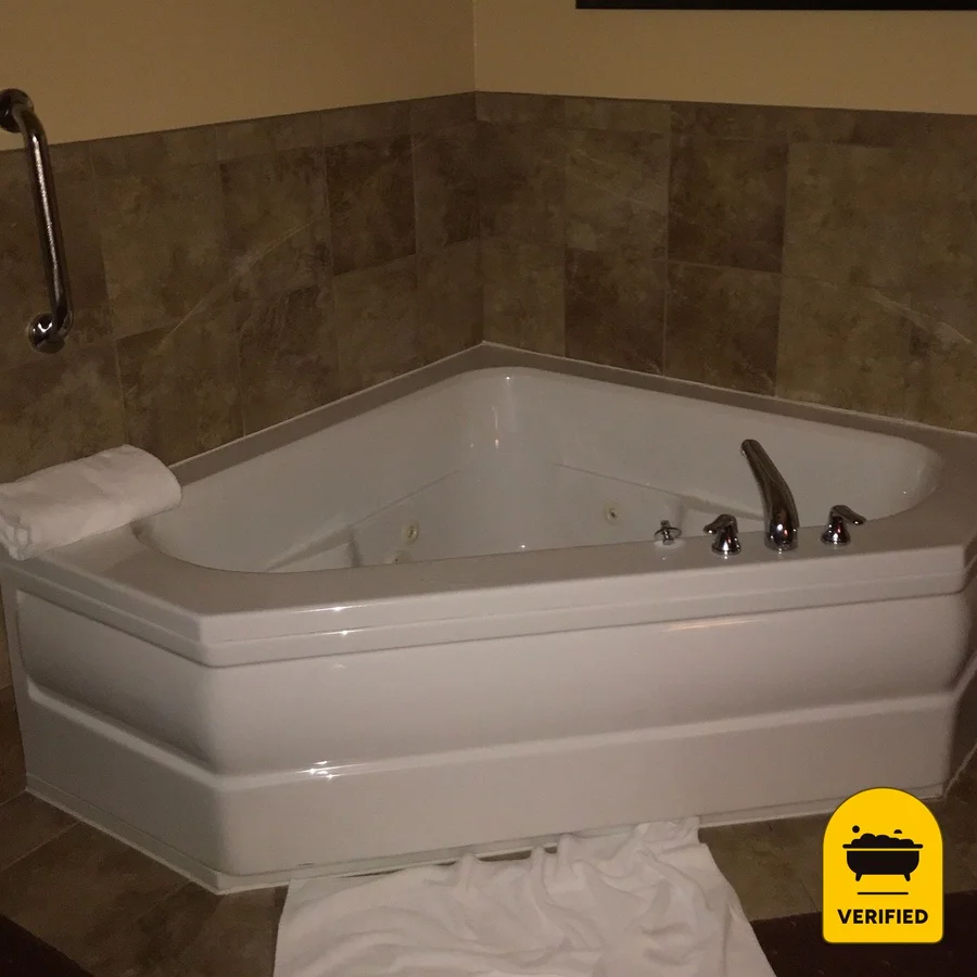 Sleep Inn & Suites Fargo Medical Center — the water