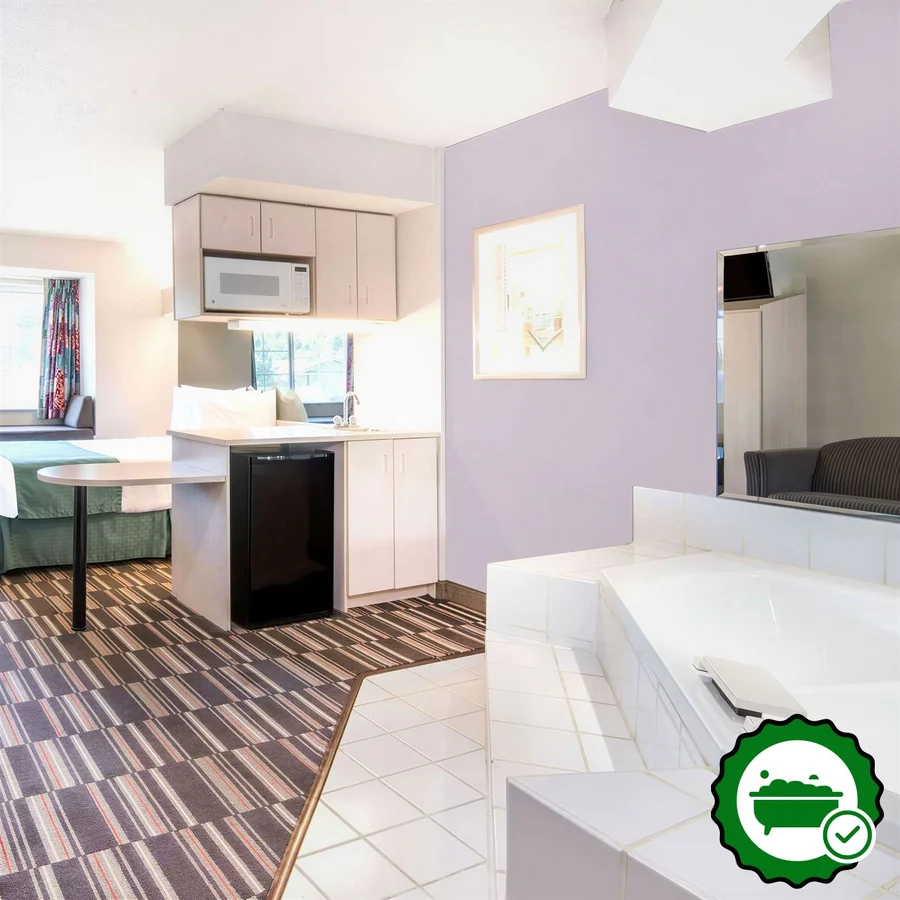 Microtel Inn & Suites by Wyndham Claremore - Verified Jacuzzi In-Room