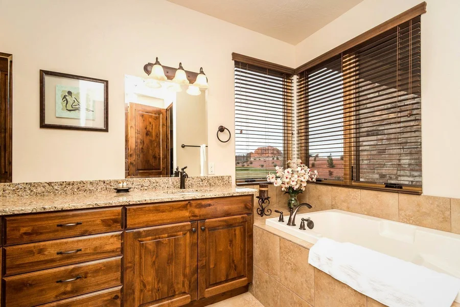Sand Hollow Resort - Featured hot tub