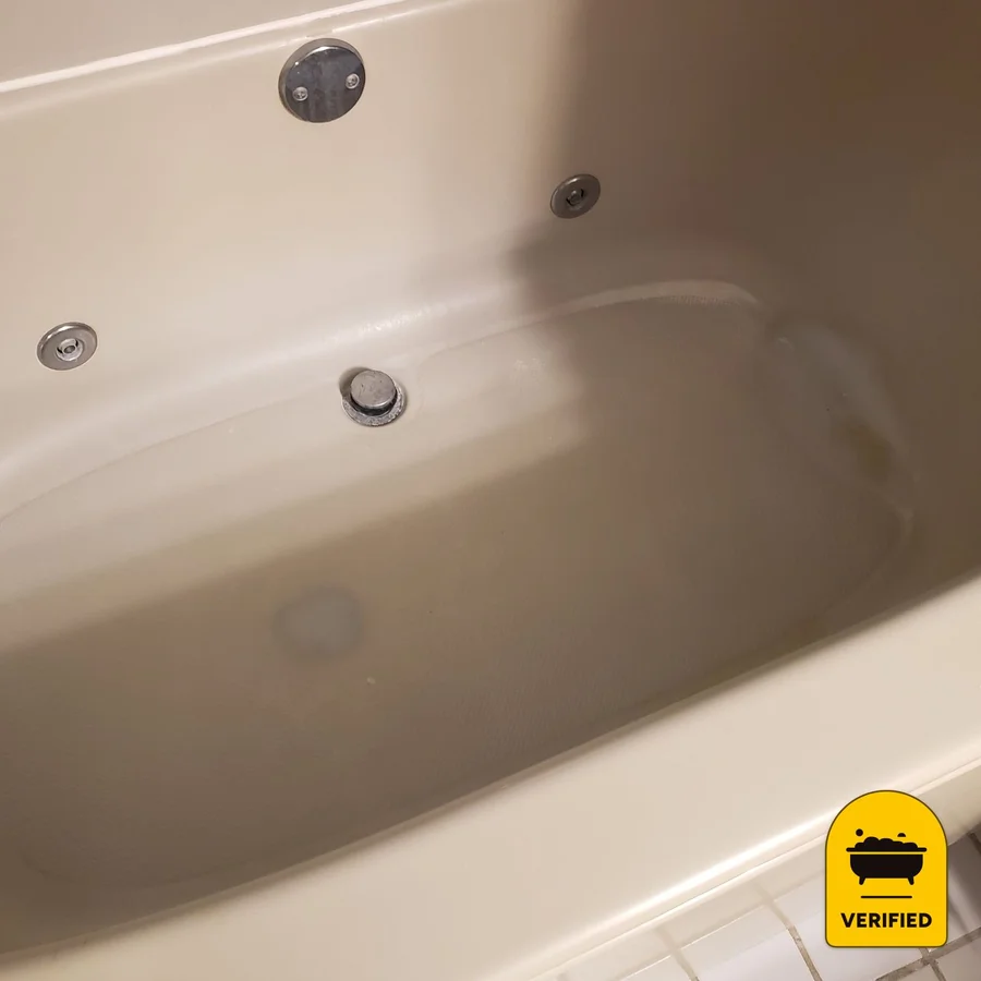 Harmony Hill Bed and Breakfast: the Fermata Whirlpool Room in Lovingston, VA