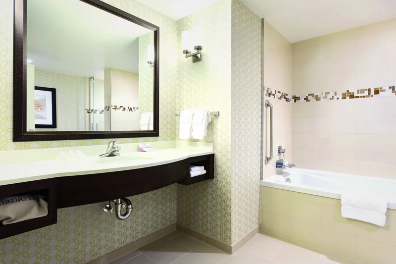 Hilton Garden Inn Wallingford/meriden - Featured hot tub