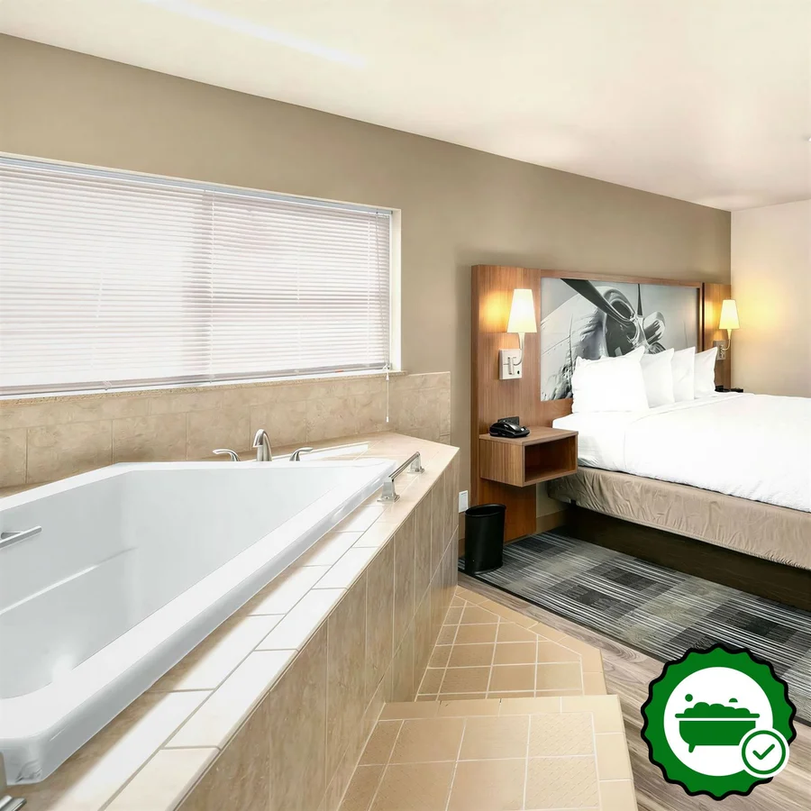 Executive Residency By Best Western Navigator Inn & Suites - Verified Jacuzzi In-Room