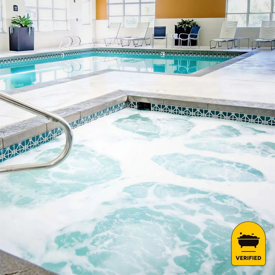 Best Western Timpanogos Inn, the water at Lehi