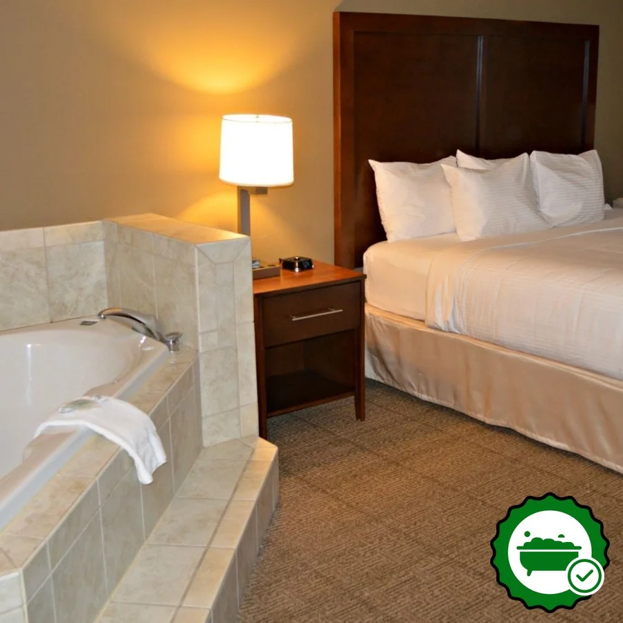 Wyndham Garden Cross Lanes Charleston - Verified Jacuzzi In-Room