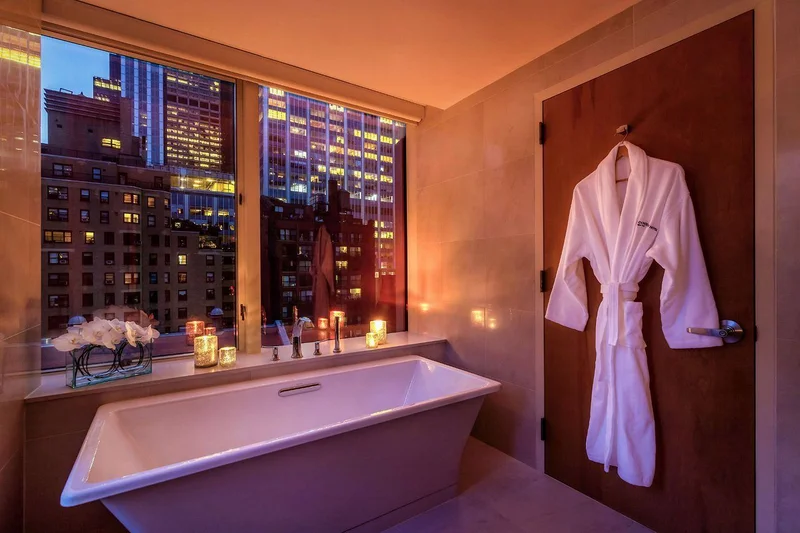 Concorde Hotel New York - Featured hot tub