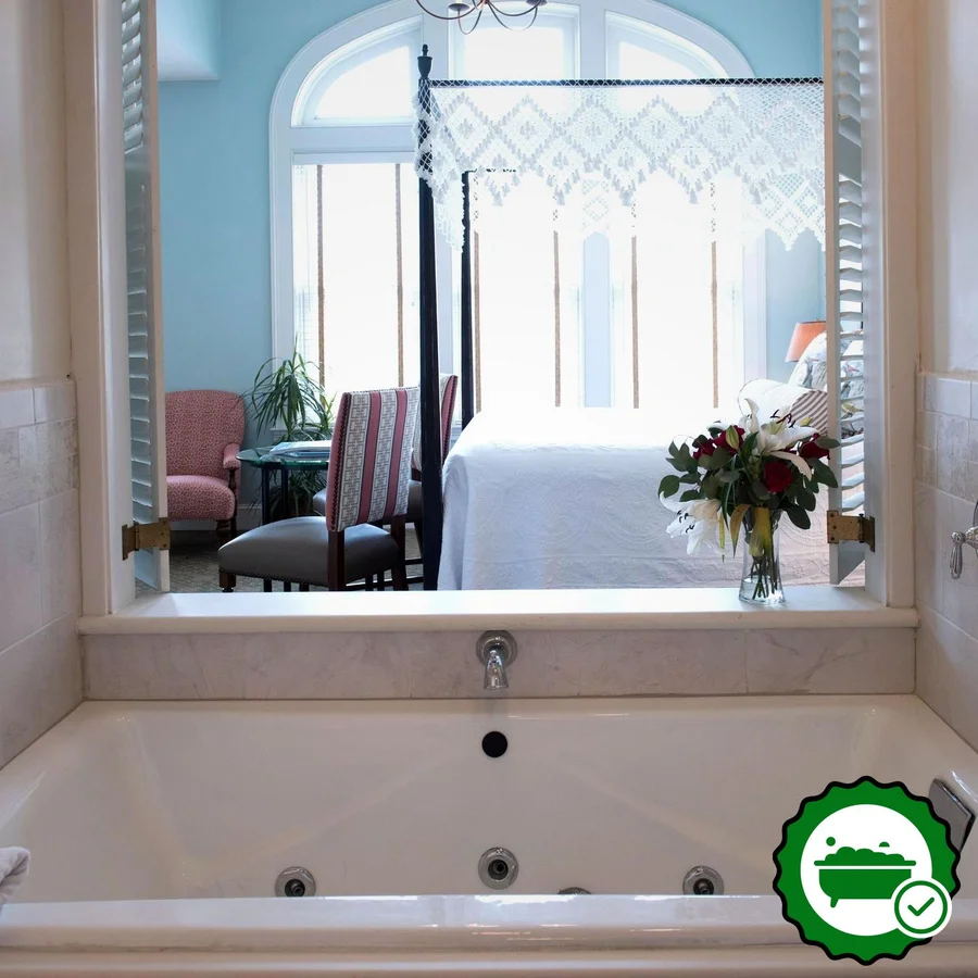 Fulton Lane Inn - Verified Jacuzzi In-Room