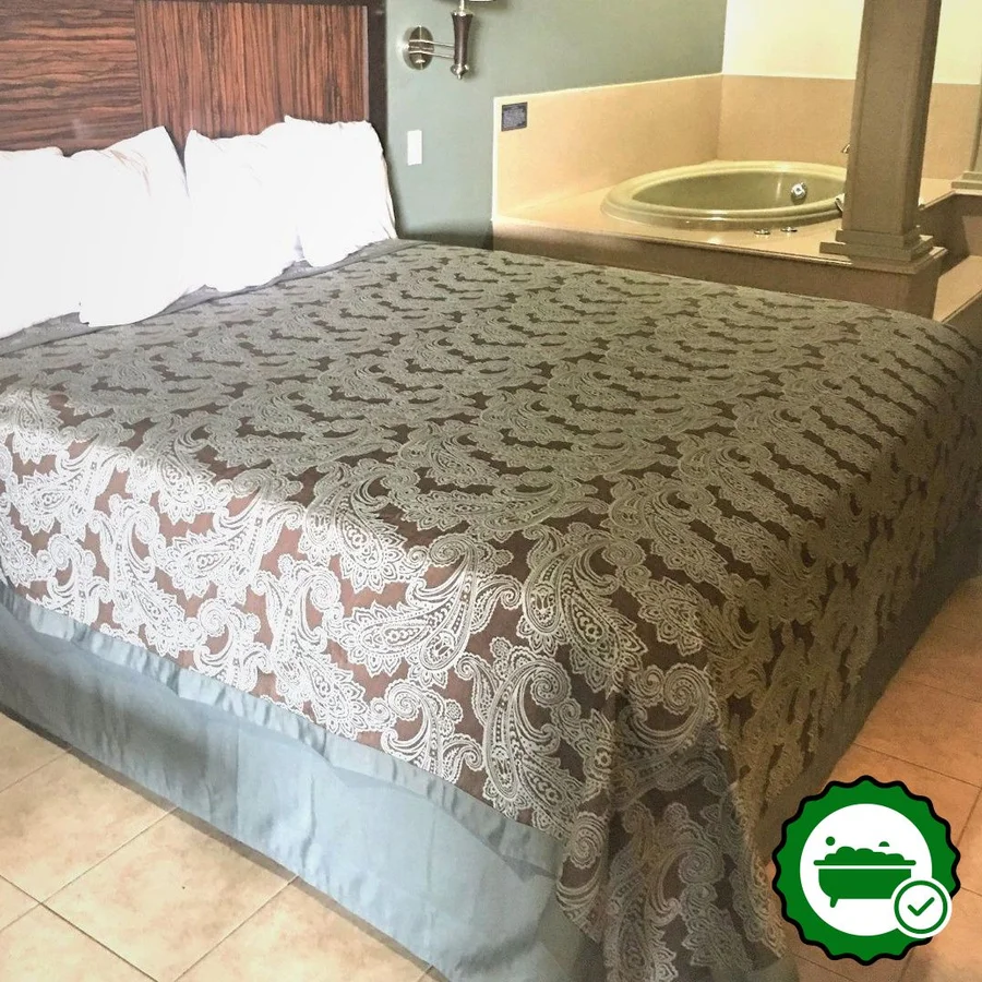 Weslaco Inn - Verified Jacuzzi In-Room