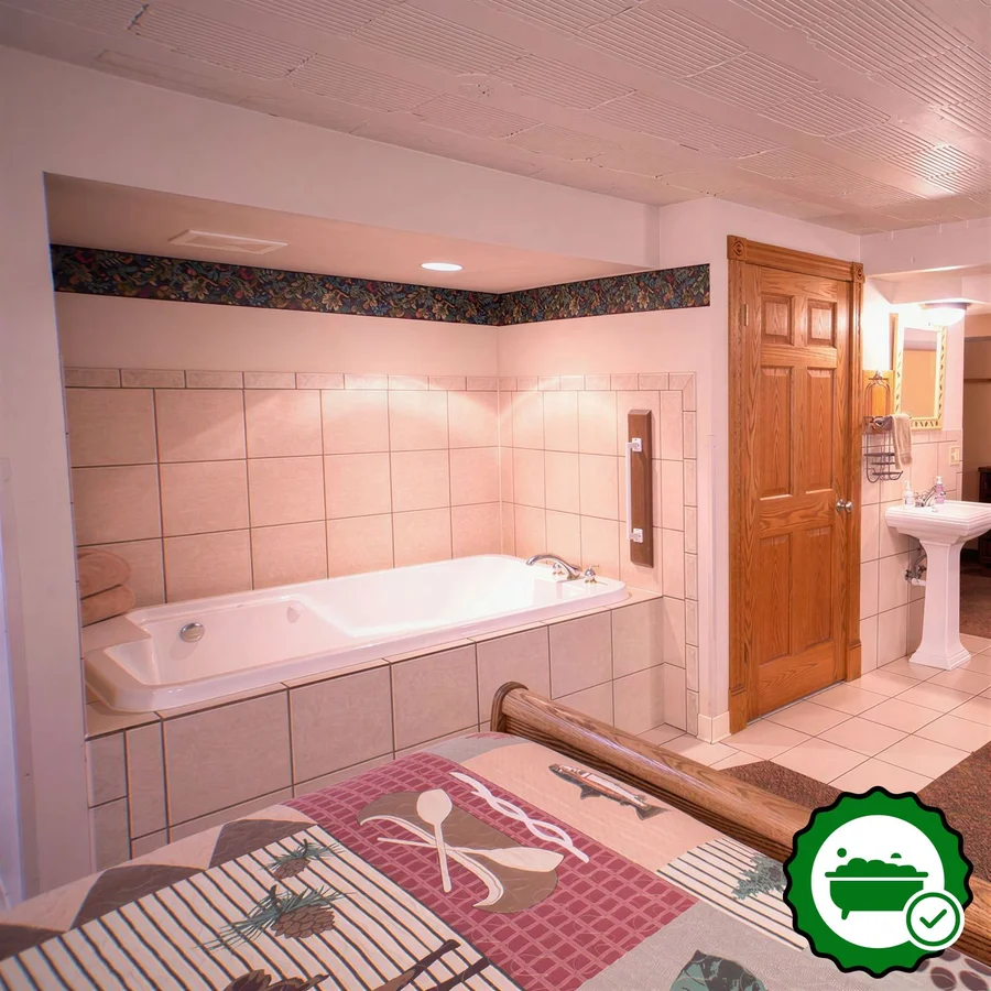 Stone Mill Hotel & Suites - Verified Jacuzzi In-Room