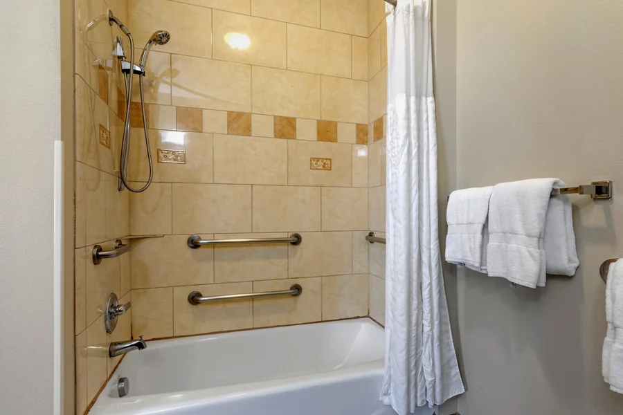 Comfort Suites Plano - Dallas North - Featured hot tub