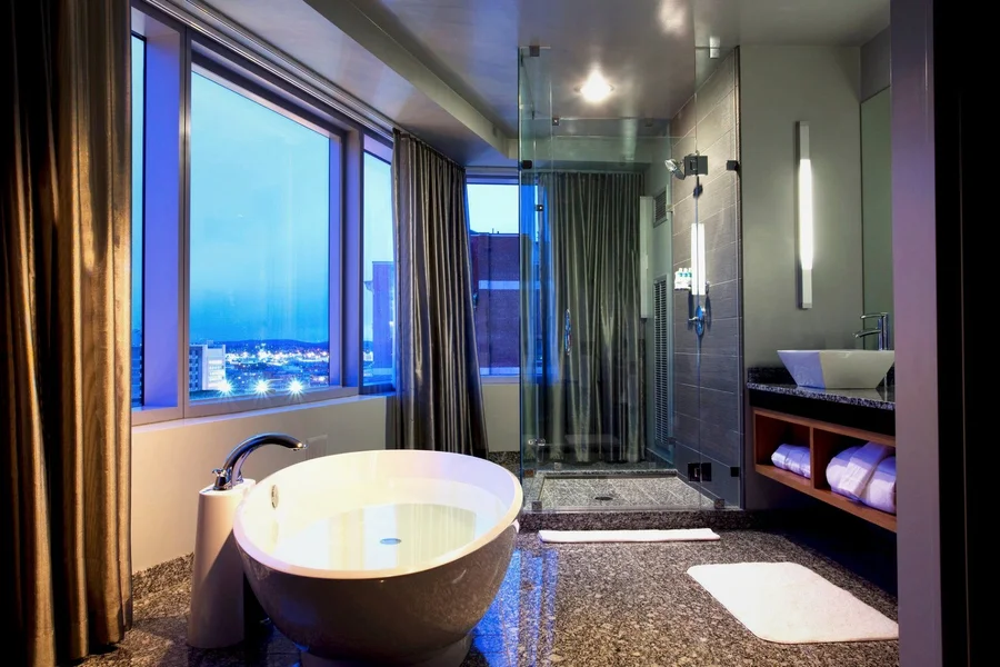 W Boston - Featured hot tub